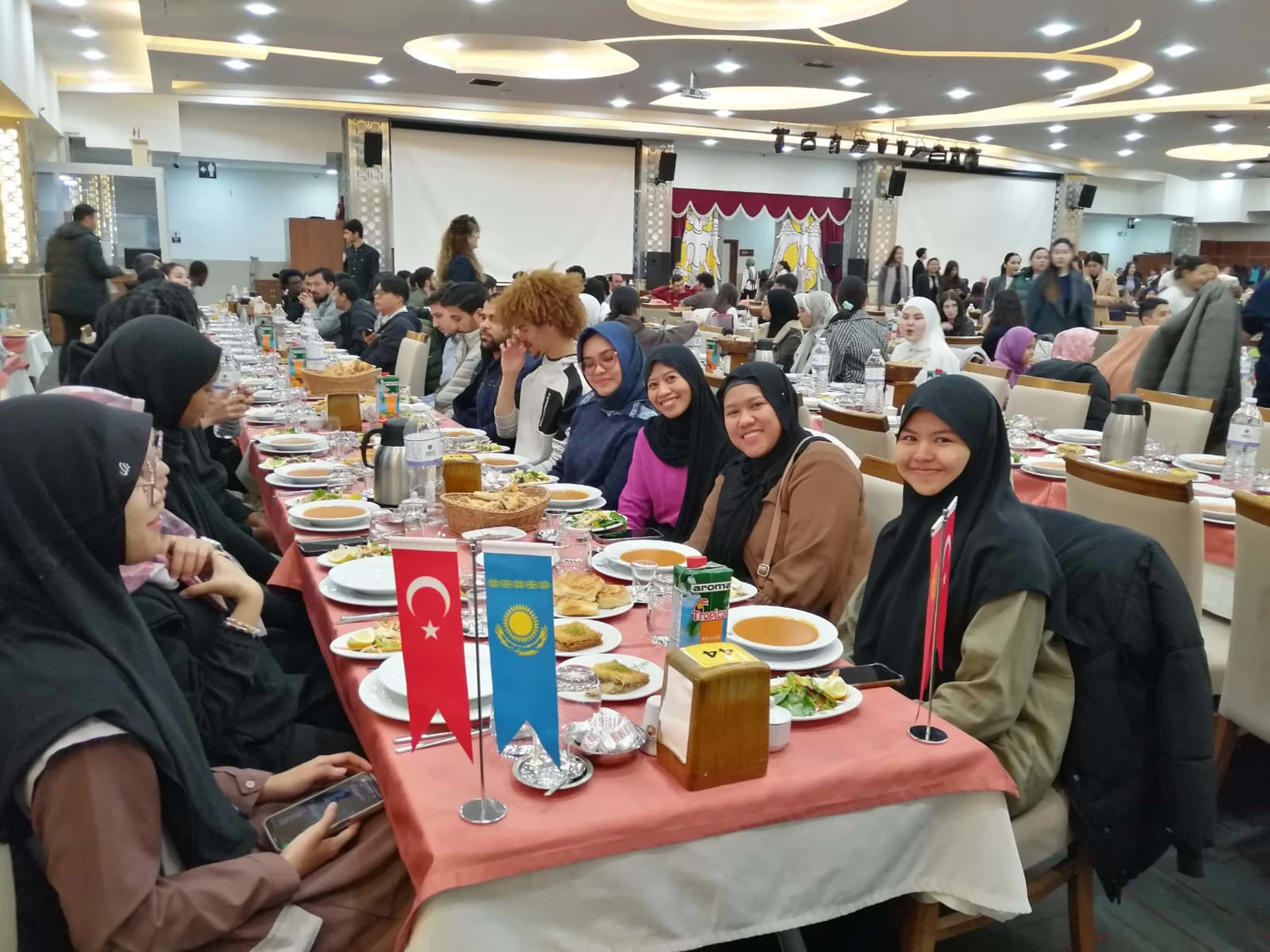 Selçuk Üniversitesi’nde Baharın Müjdesi Nevruz ve Türk Aile Yapısının Kültürel Kökleri’ Konferansı Düzenlendi